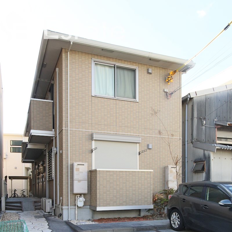 アンピア