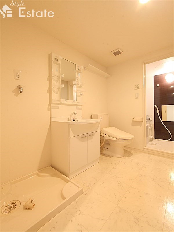 脱衣場に洗濯機置場