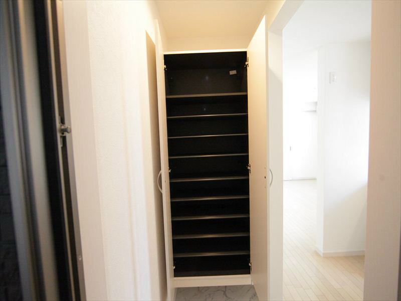 シューズボックス