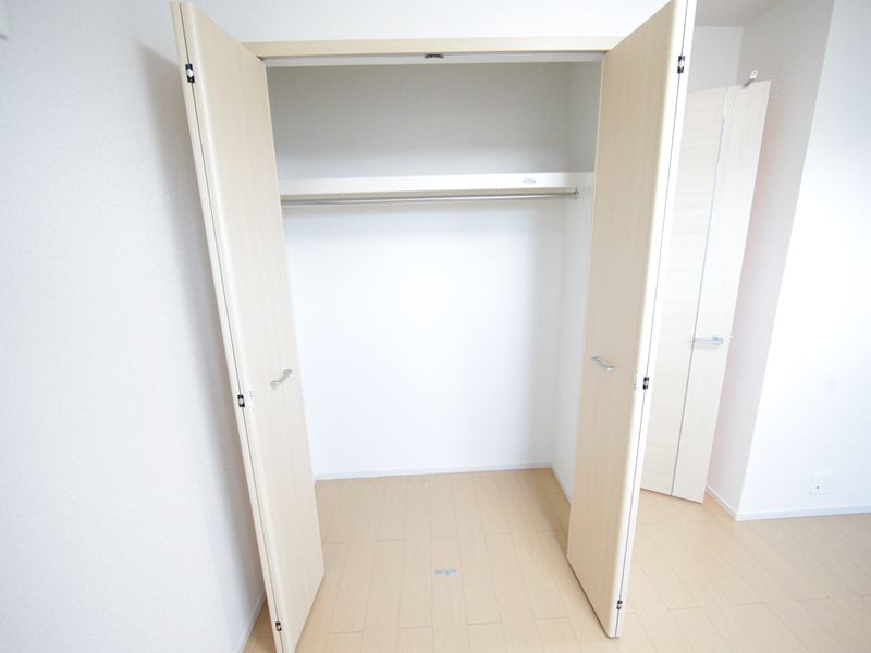 クローゼット 同型モデルルーム