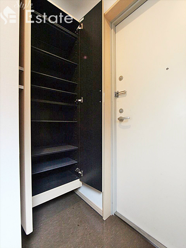 シューズボックス