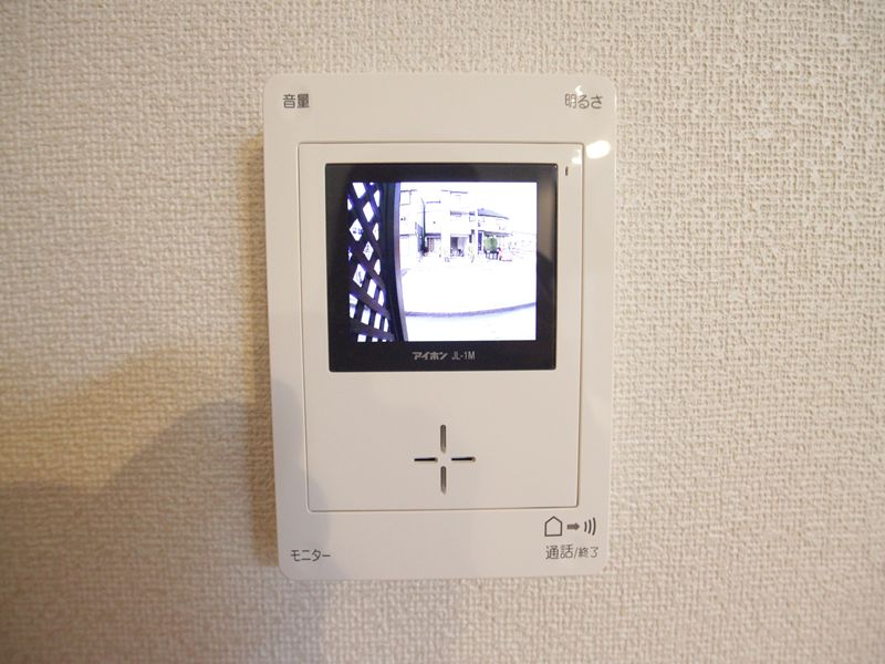 安心のモニター付きインターホン