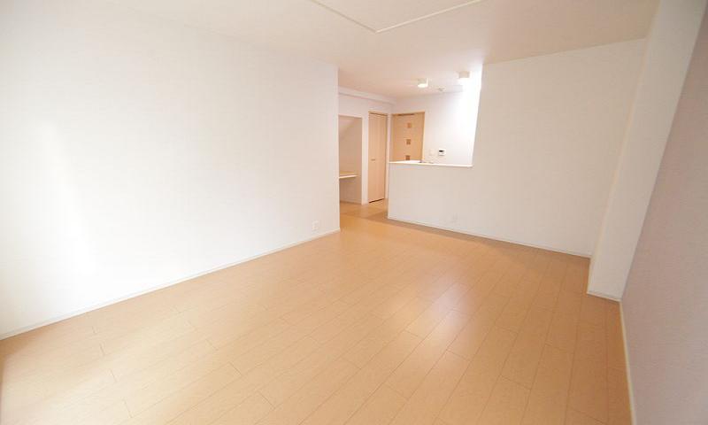 LDK広々13.8帖エアコン付き!