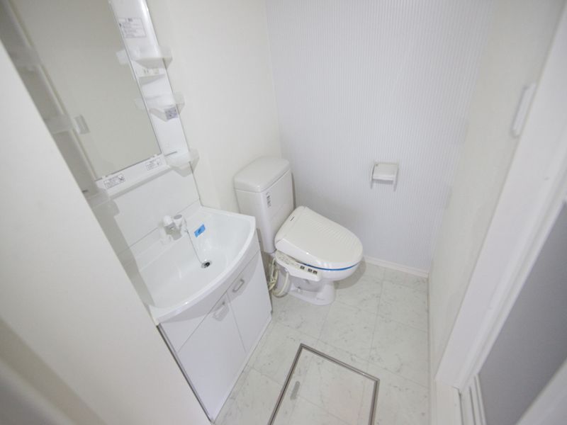 脱衣場はこんな感じです