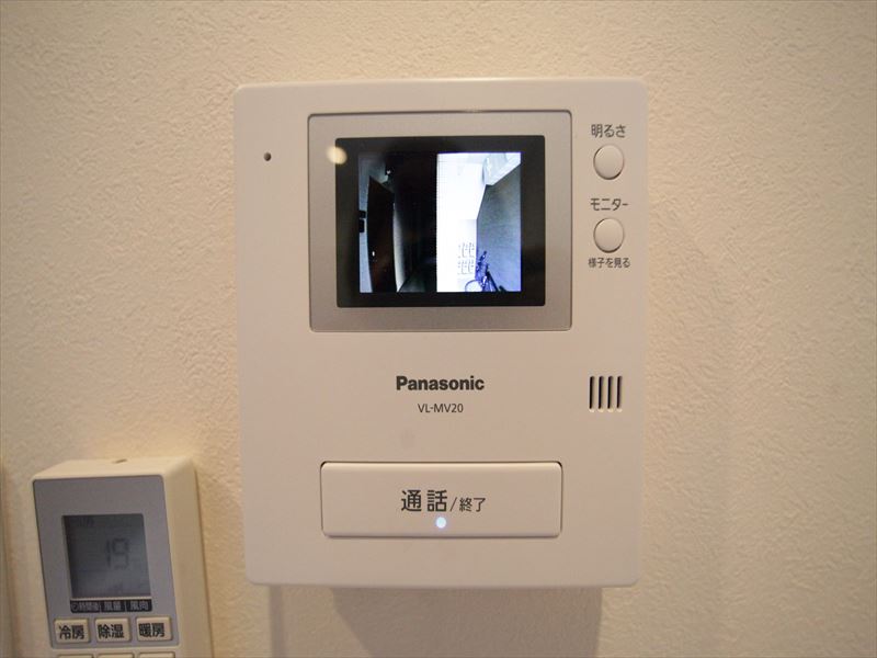 モニター付きインターホン