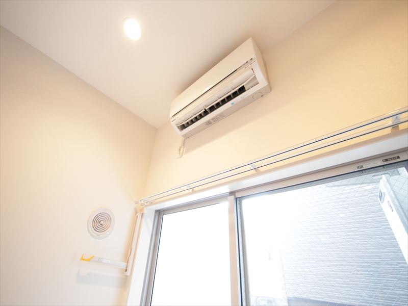 エアコン有ります