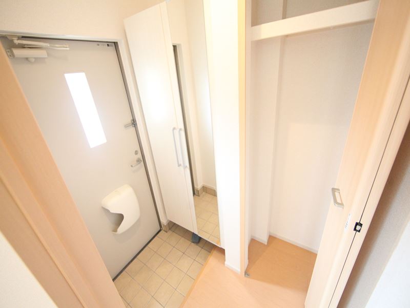 玄関 シューズボックス有り