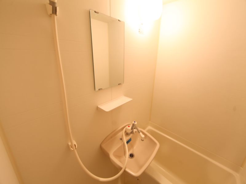 洗面台 鏡もあります