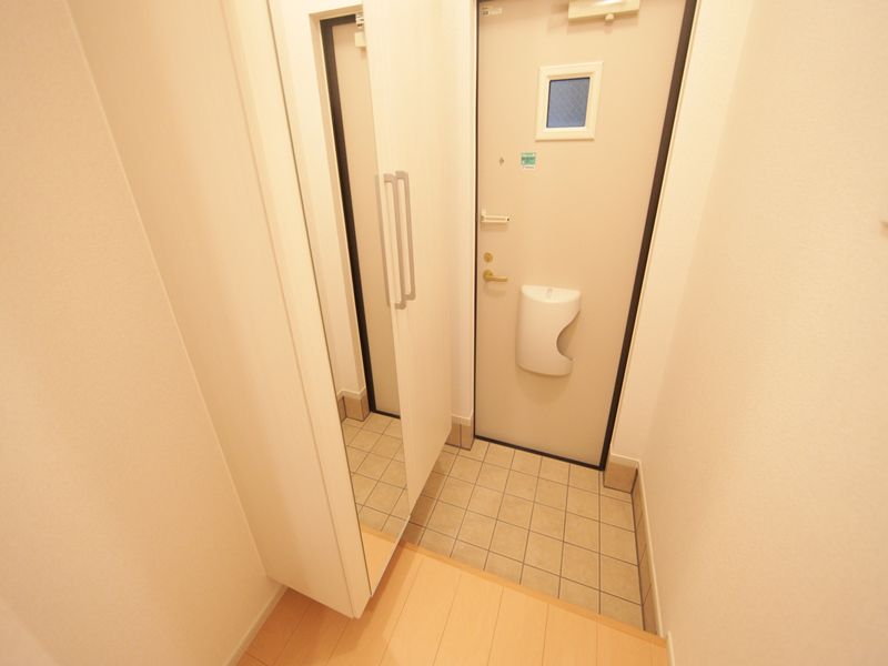 玄関 同型モデルルーム