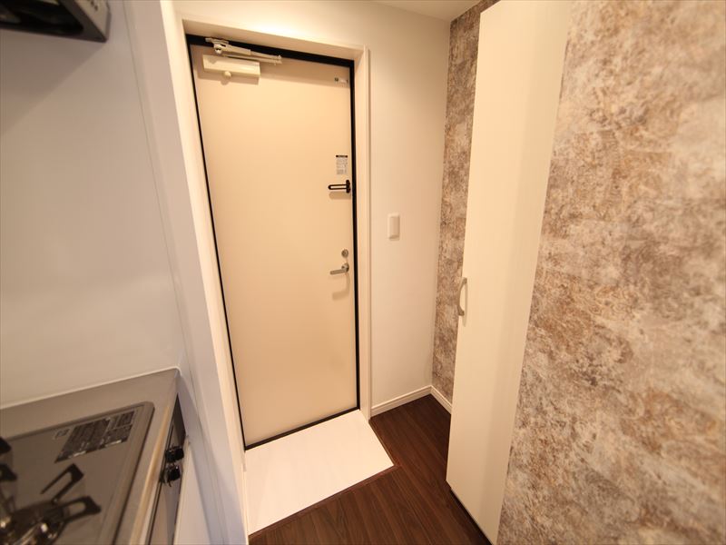 玄関 下駄箱充実してます。