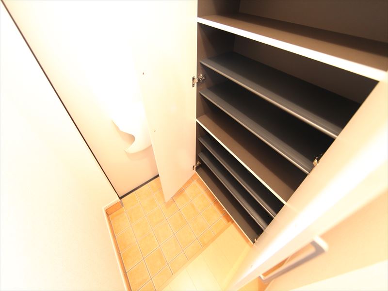 シューズボックス付(収納充実)