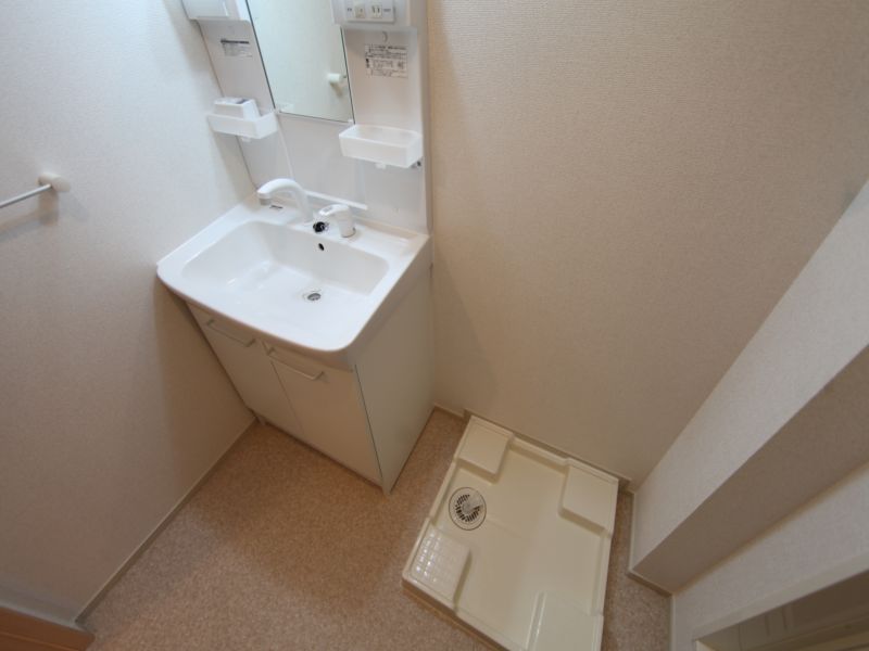 脱衣所 シャンプードレッサー付き