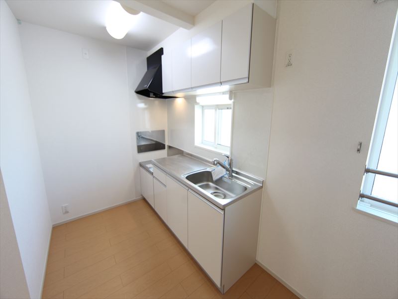 キッチン(ガス2口コンロ設置可)