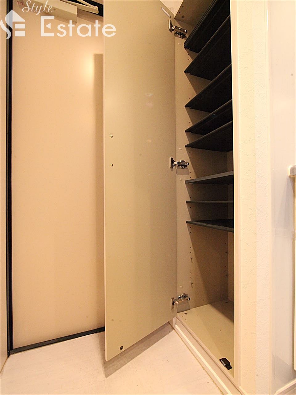 シューズボックス