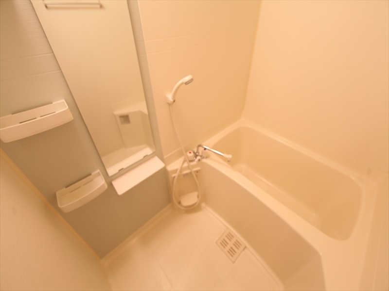 お風呂トイレ別です