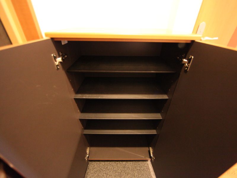 シューズボックス