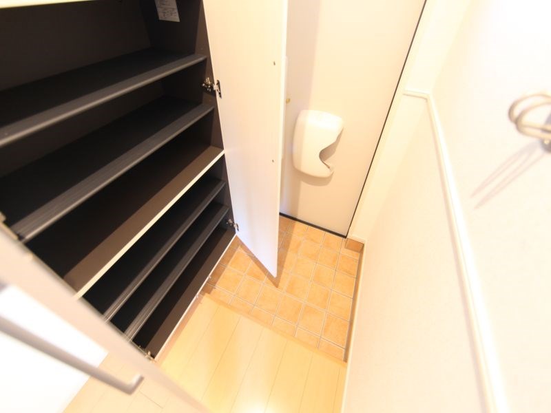 シューズボックス