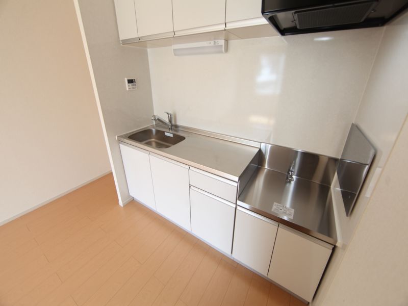 キッチン(ガス2口コンロ設置可)