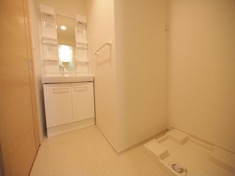 同タイプ 脱衣所(シャンプードレッサー付)