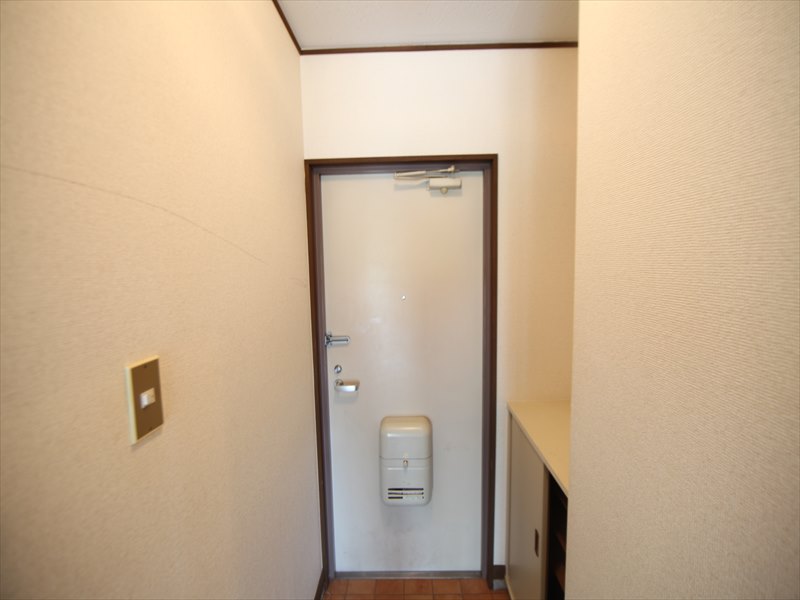玄関 下駄箱付き