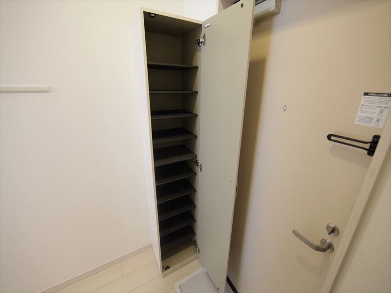 シューズボックス付(収納充実しています)