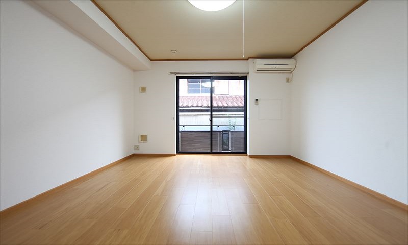 洋室12.3帖 エアコン付