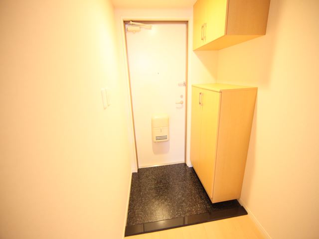 玄関(シューズボックス付き)