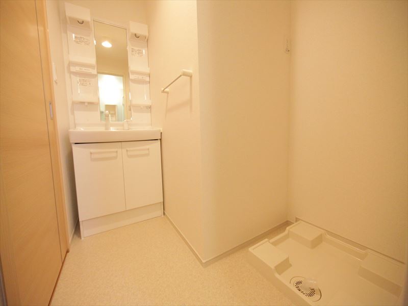 同タイプ 脱衣所(シャンプードレッサー付)