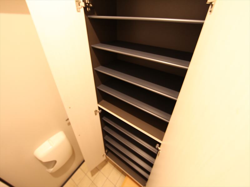 シューズボックス付(収納充実)