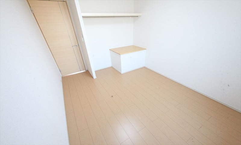 洋室5.4帖 クローゼット付