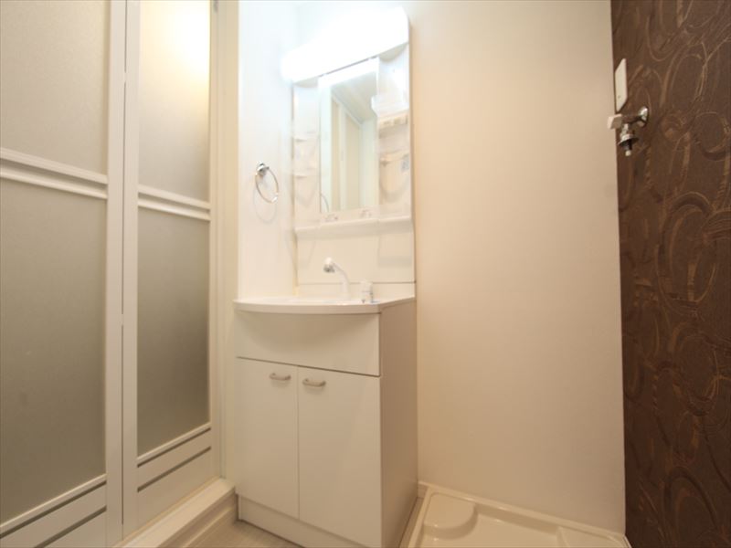 脱衣所 独立洗面台・シャンプードレッサー付 洗濯機置き場