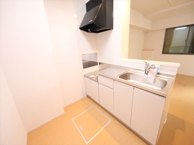 カウンターキッチン (二口コンロ設置可)