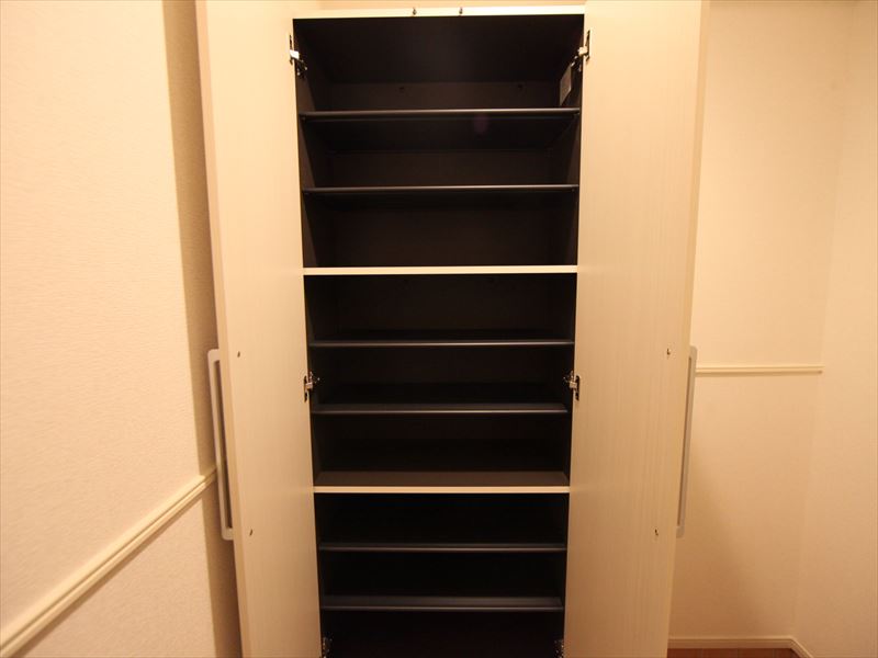 同タイプ 玄関 シューズボックス付