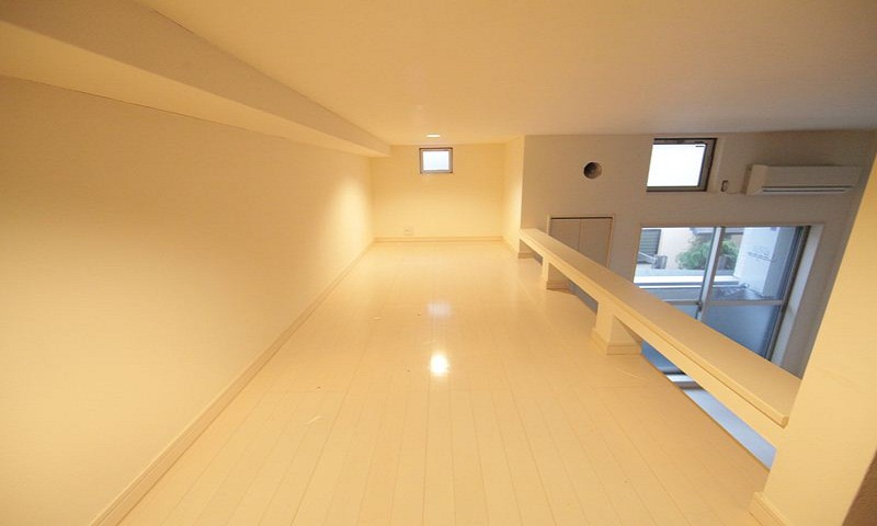 ロフト付(様々な用途として使えます)