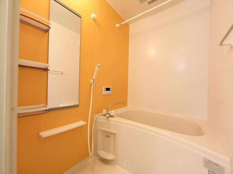 バスルーム 追い焚き機能・浴室乾燥機能付