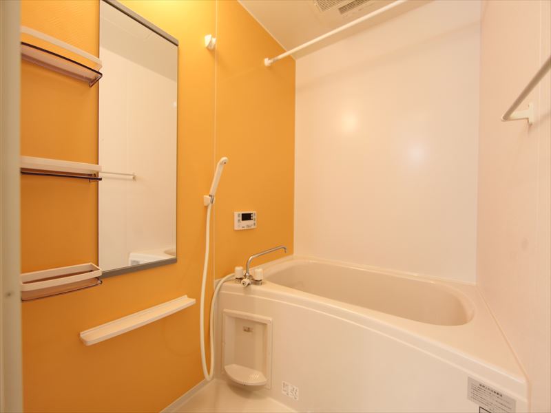 バスルーム 追炊き機能・浴室乾燥機能付