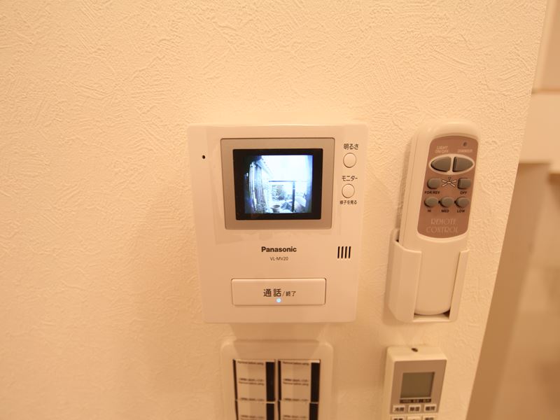 モニター付きインターホン