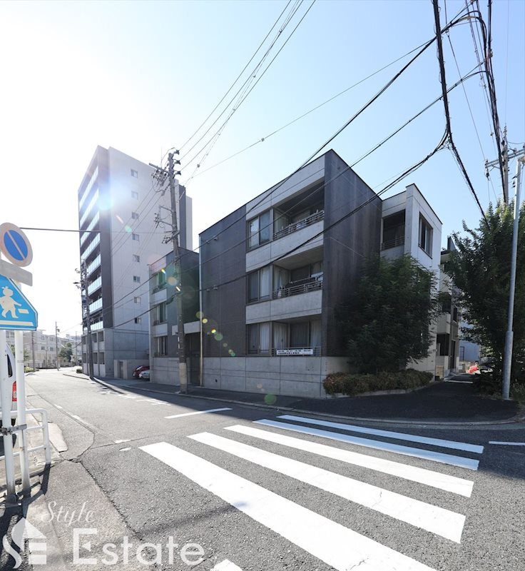 ESTACION KANAYAMA WEST･EAST