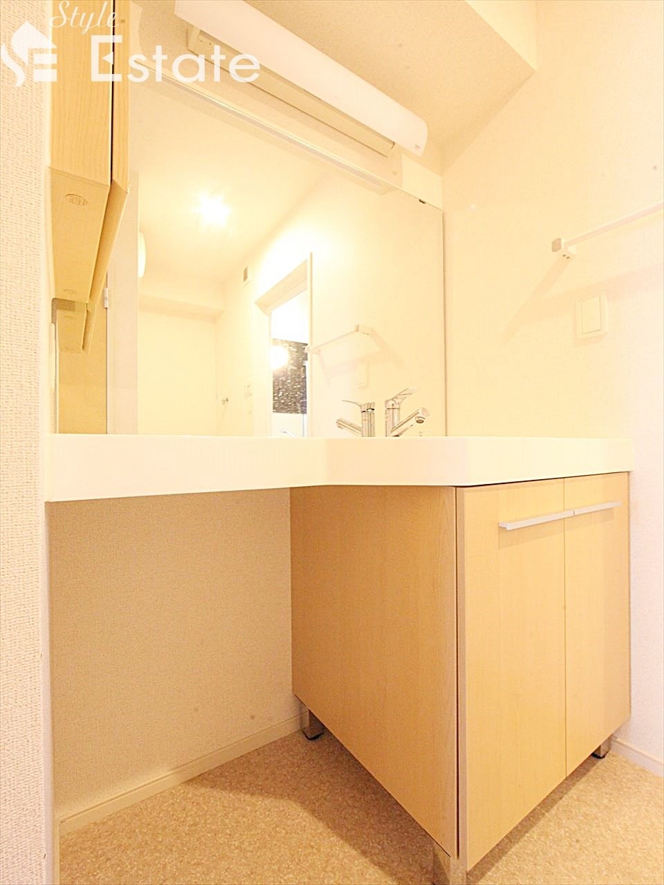 洗面所 シャンプードレッサー