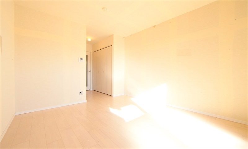 洋室7.3帖