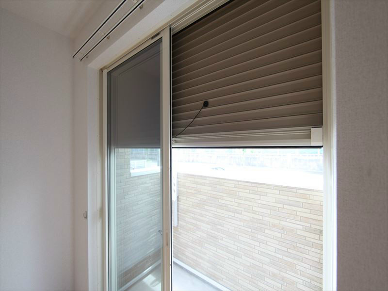 防犯シャッター付