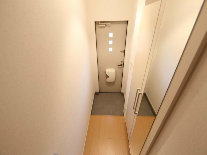 玄関 モデルルーム