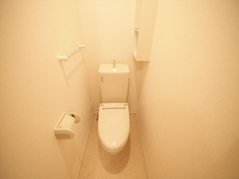 類似物件 棚がついています