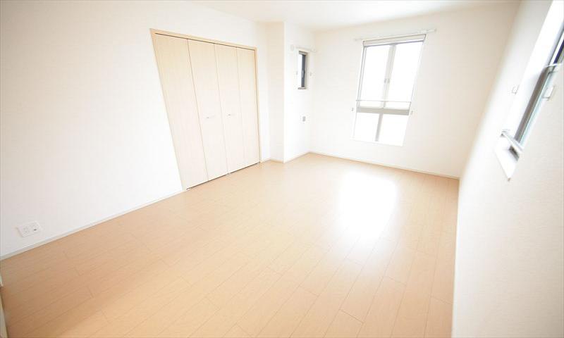 類似物件 洋室 7帖クローゼット