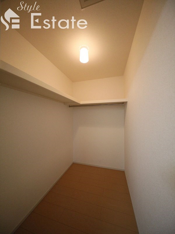 ウォークインクローゼット