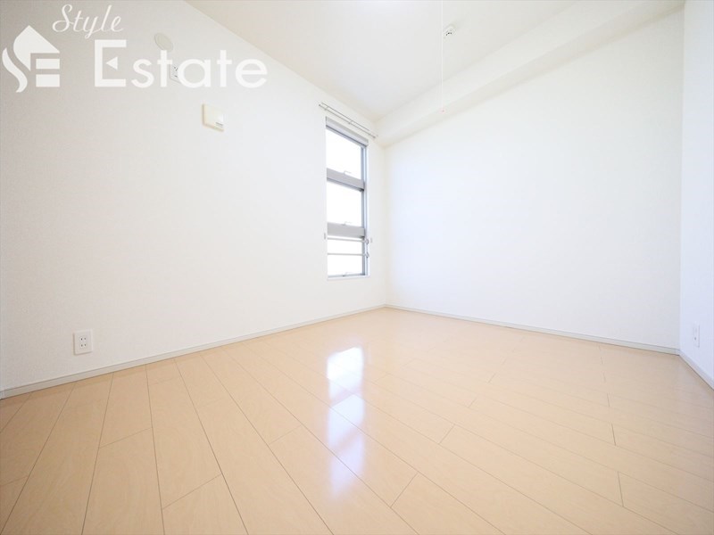 ベッドルーム クローゼット付