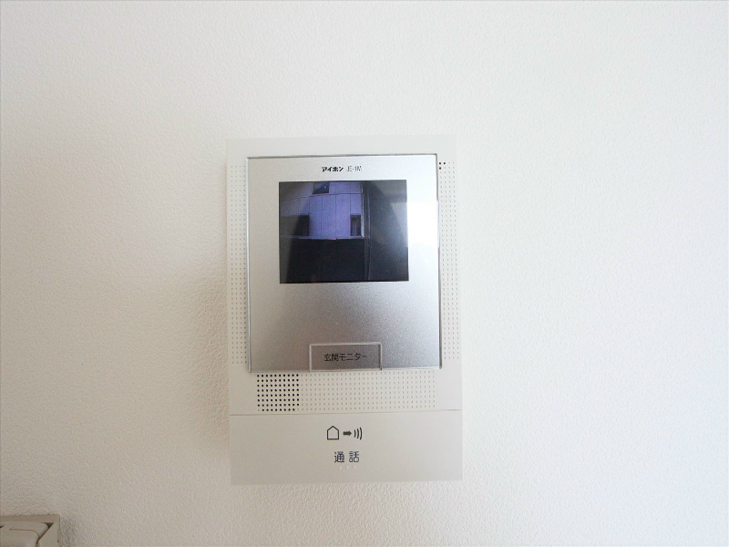 安心のモニター付きインターホン!