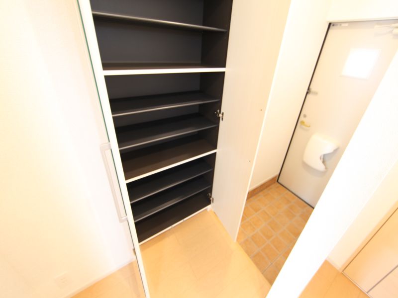 玄関 シューズボックス付