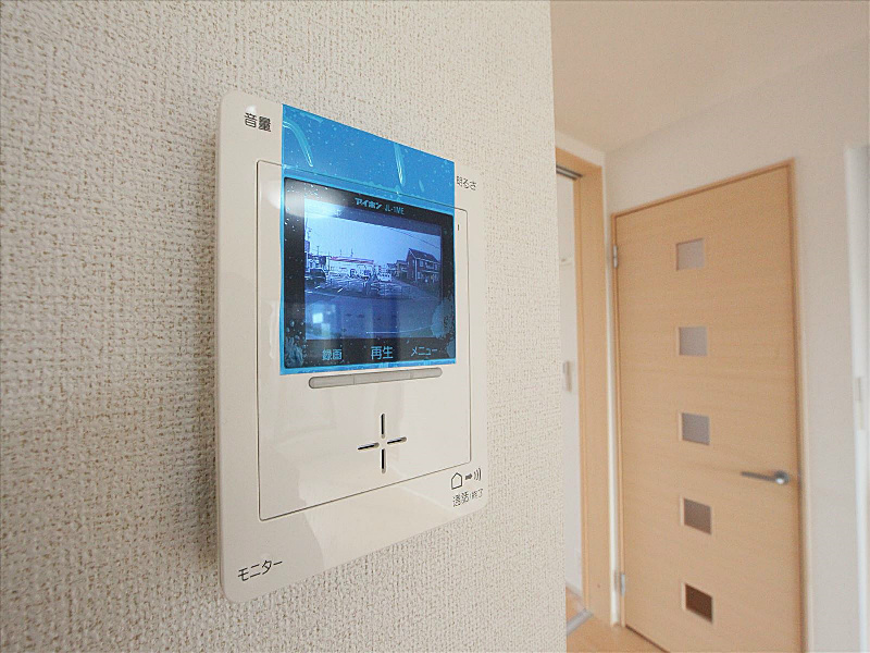 安心のモニター付きインターホン!