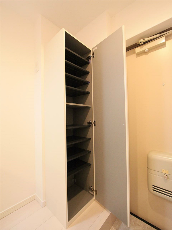 シューズボックス